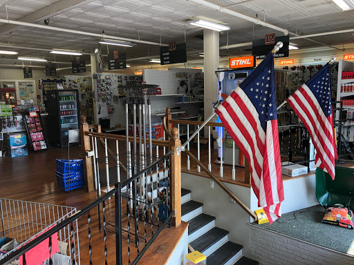 Hardware Store «Batson Cook», reviews and photos, 815 Fifth Ave, West Point, GA 31833, USA