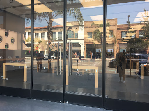 Computer Store «Apple Pasadena», reviews and photos, 54 W Colorado Blvd, Pasadena, CA 91105, USA