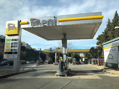 Station Service Eni à Les Pennes-Mirabeau