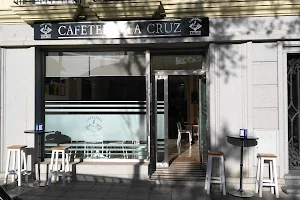 Cafetería La Cruz image
