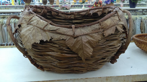 Thrift Store «Bargain World», reviews and photos, 4502 N Pearl St, Tacoma, WA 98407, USA