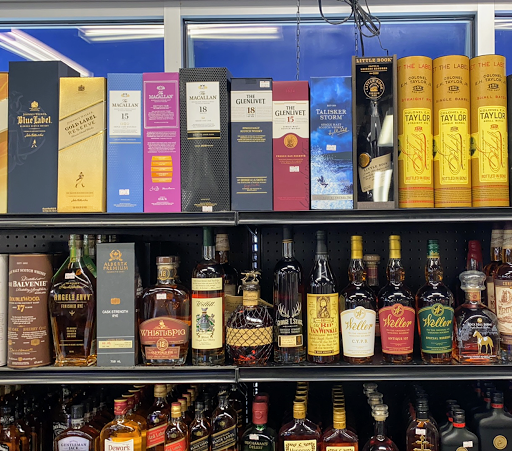 Liquor Store «Lumpys Liquors», reviews and photos, 979 Main St, Millis, MA 02054, USA