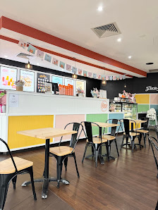 Gloria Jean's Coffees Mt Annan T10 Mt Annan Central Cnr Holdsworth &, Waterworth Dr, Mount Annan NSW 2567, Australia