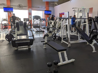 ULTRA GYM & FITNESS VILLAS DEL REY - Calz Laguna Xochimilco 200, Paseo de las Flores, 21354 Mexicali, B.C., Mexico