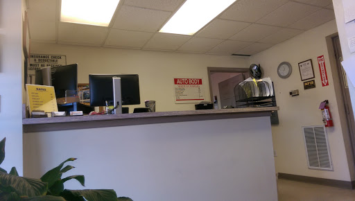 Auto Body Shop «Service King Collision Repair of North Fredericksburg», reviews and photos, 30 Trade St, Fredericksburg, VA 22406, USA