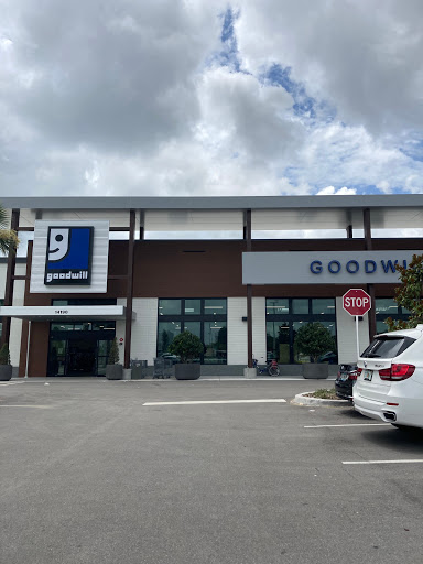 Thrift Store «GoodWill», reviews and photos, 13221 W Colonial Dr, Winter Garden, FL 34787, USA