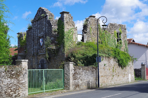 attractions Porte de ville Clisson