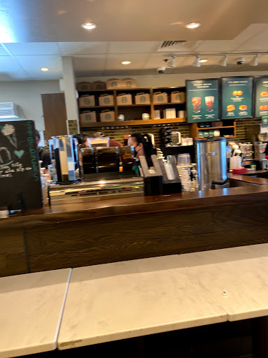Coffee Shop «Starbucks», reviews and photos, 1090 Silas Deane Hwy, Wethersfield, CT 06109, USA