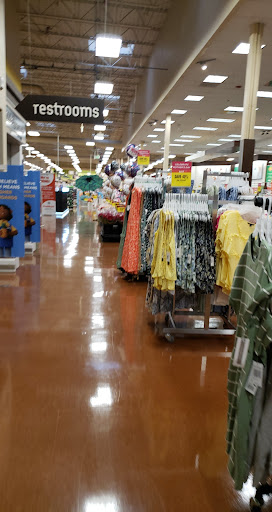 Grocery Store «Fred Meyer», reviews and photos, 19200 SW Martinazzi Ave, Tualatin, OR 97062, USA