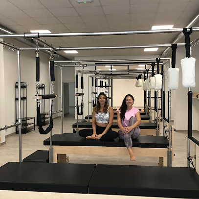 O Sol Yoga Pilates - Rúa Concello de Sarria, 15, 27780 Foz, Lugo, Spain