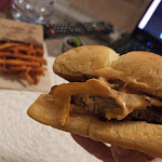 Photo n°1 de l'avis de Federica.a fait le 27/03/2021 à 20:13 sur le  sweetburger - Navigli à Milan