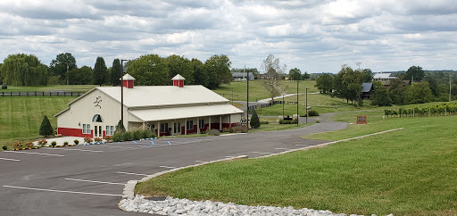 Winery «Lovers Leap Vineyards and Winery», reviews and photos, 1180 Lanes Mill Rd, Lawrenceburg, KY 40342, USA