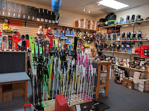 Ski Shop «Pro-Fit Ski & Mountain Sports», reviews and photos, 34 Catoctin Cir SE, Leesburg, VA 20175, USA