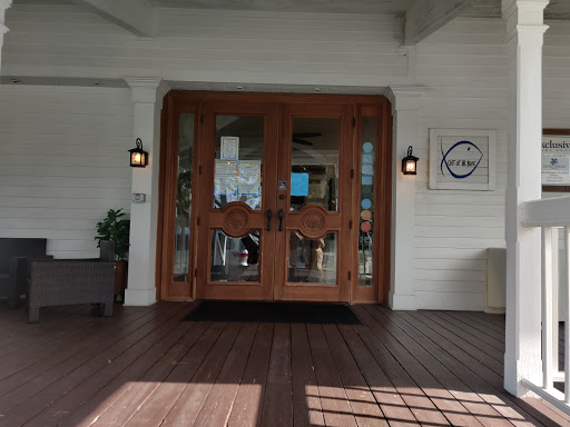Wedding Venue «Out of the Blue Waterfront Weddings & Events», reviews and photos, 3238 Casseekey Island Rd, Jupiter, FL 33477, USA