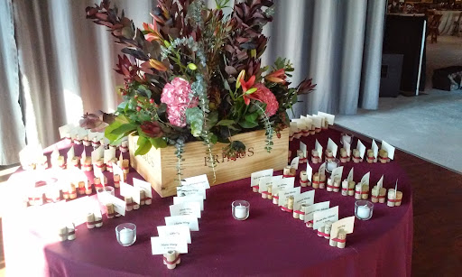 Florist «Westgate Flower & Plant Shop», reviews and photos, 841 S Oak Park Ave, Oak Park, IL 60304, USA