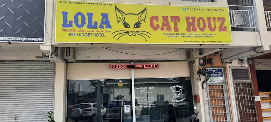 Lola Cat Houz