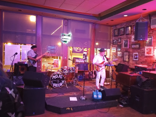 Bar «Park Street Tavern», reviews and photos, 501 Park St, Columbus, OH 43215, USA