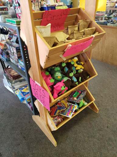 Thrift Store «H2O Help & Hope To Others», reviews and photos, 451 SE Maple St, Dallas, OR 97338, USA