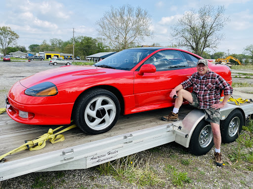 Used Truck Dealer «Truck City Inc», reviews and photos, 145 NE Broadway Ave # 2, Des Moines, IA 50313, USA