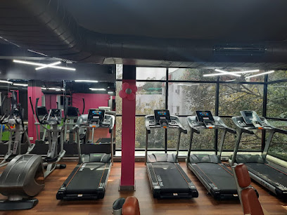 Pink Fitness - Ladies Gym Nungambakkam - No.20, GKS Annexe- III Floor, Pycrofts Garden Rd, Nungambakkam, Chennai, Tamil Nadu 600006, India