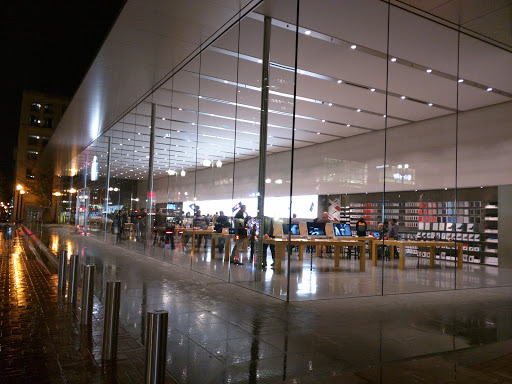 Computer Store «Apple Pioneer Place», reviews and photos, 450 SW Yamhill St, Portland, OR 97204, USA