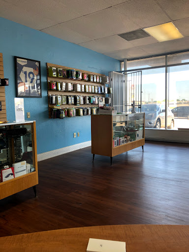 Mobile Phone Repair Shop «Dash Cellular Repair», reviews and photos, 2112 SW 74th St, Oklahoma City, OK 73159, USA