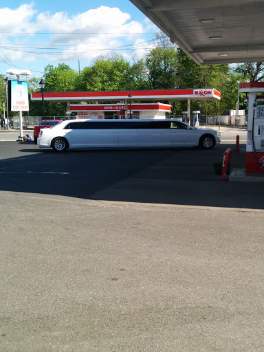 Car Wash «Mr Suds Car Wash», reviews and photos, 989 Sunrise Hwy, Bay Shore, NY 11706, USA