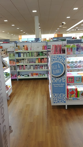 Hair Salon «Ulta Beauty», reviews and photos, 5241 Frederica St, Owensboro, KY 42301, USA