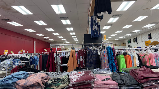 Clothing Store «Top Fashion Y Wholesale», reviews and photos, 11526 Harry Hines Blvd Suite 109, Dallas, TX 75229, USA