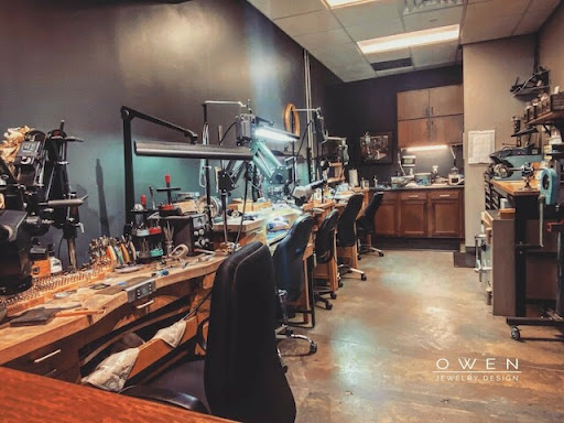 Jewelry Designer «Bruce Owen Jewelry Design», reviews and photos, 307 E 5th St, Des Moines, IA 50309, USA