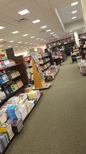 Book Store «Barnes & Noble», reviews and photos, 3120 Fairlane Dr, Allen Park, MI 48101, USA