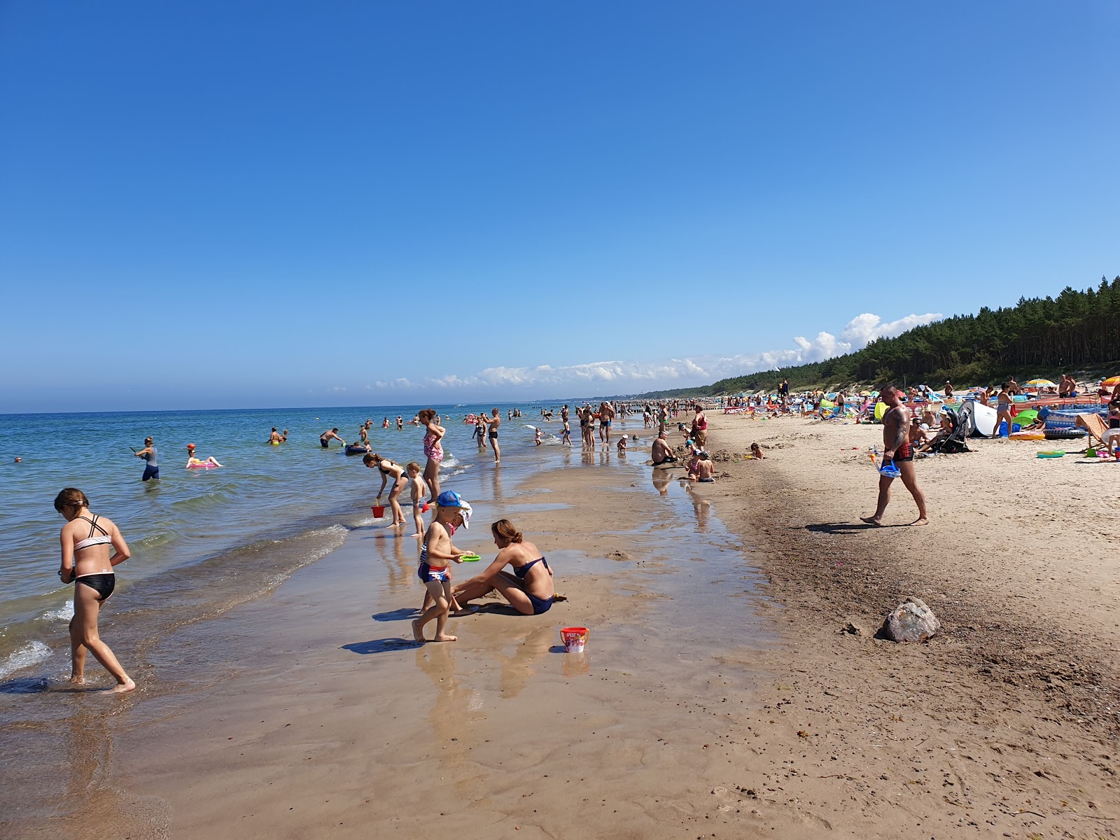 Fotografie cu Mielenko beach zonele de facilități