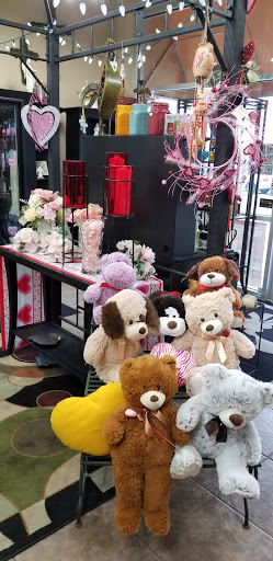 Florist «Shadeland Flower Shop», reviews and photos, 6935 Lake Plaza Dr B10, Indianapolis, IN 46220, USA