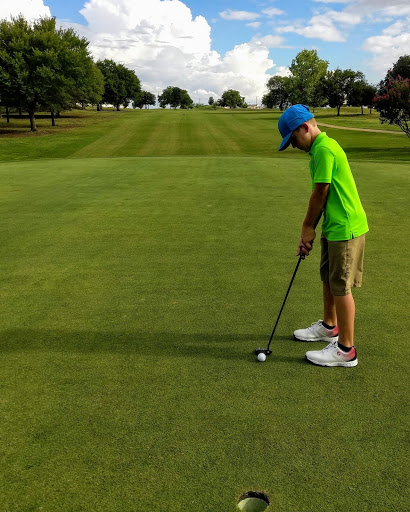 Golf Course «Oak Hollow Golf Course», reviews and photos, 3005 N McDonald St, McKinney, TX 75071, USA