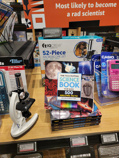 Electronics Store «Amazon Books», reviews and photos, 246 Legacy Pl, Dedham, MA 02026, USA