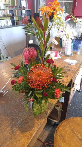 Florist «Platform 322», reviews and photos, 322 W Main St, Lexington, IL 61753, USA