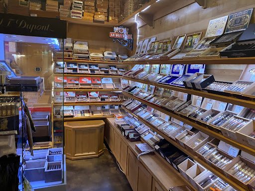 Tobacco Shop «Blue Smoke of Dallas», reviews and photos, 4560 W Mockingbird Ln, Dallas, TX 75209, USA