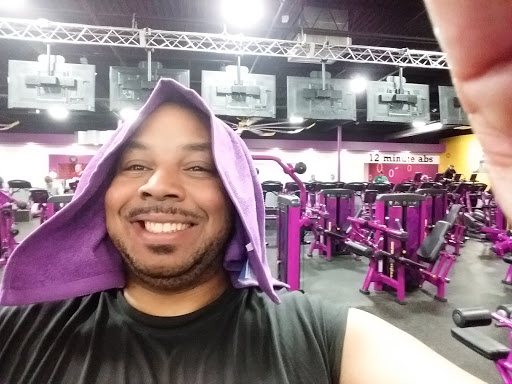 Gym «Planet Fitness», reviews and photos, 1257 Jefferson Davis Hwy, Fredericksburg, VA 22401, USA