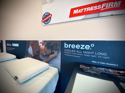 Mattress Store «Mattress Firm Poulsbo», reviews and photos, 21555 Olhava Way NW #105, Poulsbo, WA 98370, USA