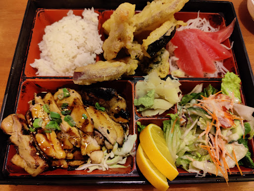 Yama Sushi Bar & Restaurant image