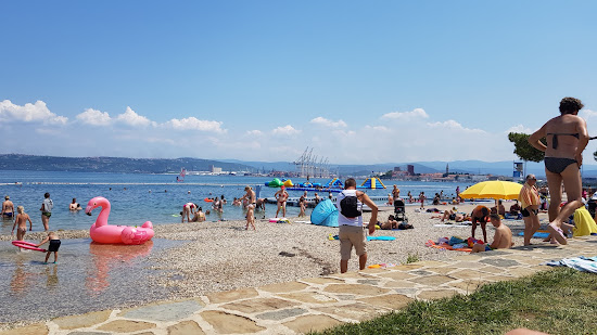 Zusterna beach