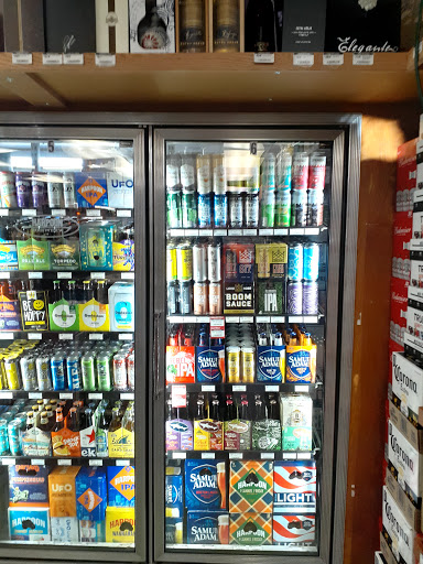 Wine Store «Norfolk Wine & Spirits», reviews and photos, 206 Dedham St, Norfolk, MA 02056, USA