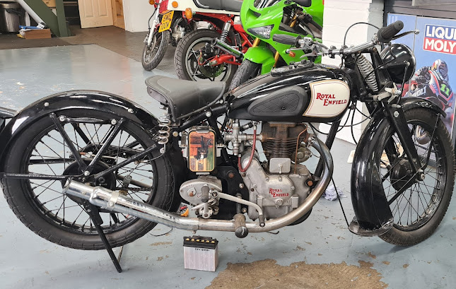 Reviews of Garage No.7 Motorcycles in Southampton - Motorcycle dealer