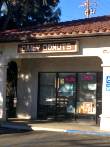 Donut Shop «Daily Donuts», reviews and photos, 105 W Arrow Hwy, San Dimas, CA 91773, USA