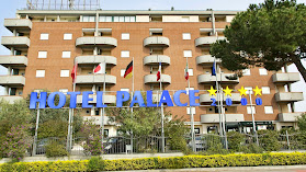 Hotel Palace 2000