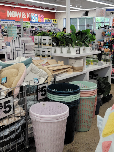 Variety Store «Five Below», reviews and photos, 4801 McKnight Rd, Pittsburgh, PA 15237, USA