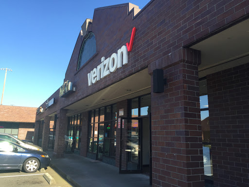 Verizon Authorized Retailer - A Wireless, 228 Park Ln, Kirkland, WA 98033, USA, 