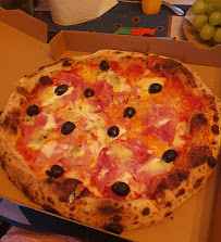 Plats et boissons du Pizzeria Giovanni Pizza à Seilh - n°3