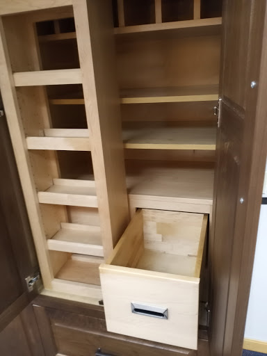 Cabinet Maker «Canyon Creek Cabinet Company», reviews and photos, 16726 Tye St SE, Monroe, WA 98272, USA