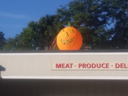 Supermarket «Vista Foods», reviews and photos, 376 S Main St, Laconia, NH 03246, USA